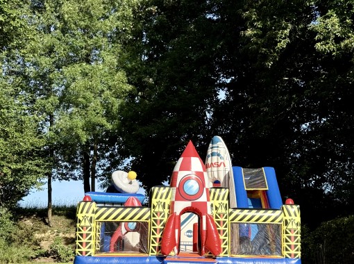 Multiplay base spatial XL avec mur d'escalade 